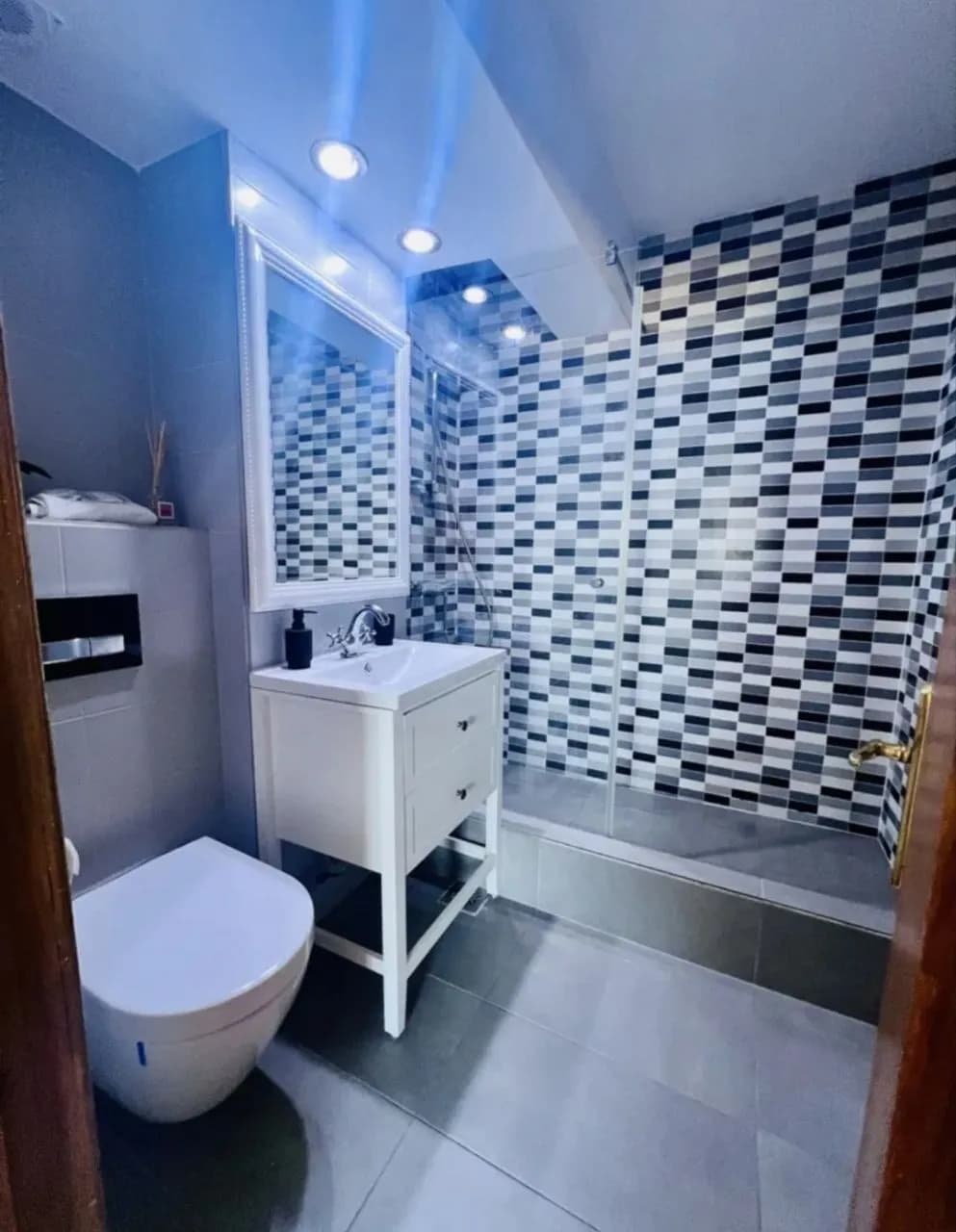 Квартира в Constanta, 3 комн., 80 м² — фото 8