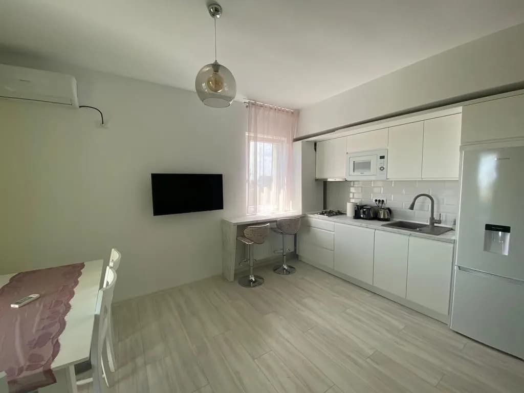 Квартира в Mamaia, 2 комн., 55 м² — фото 4