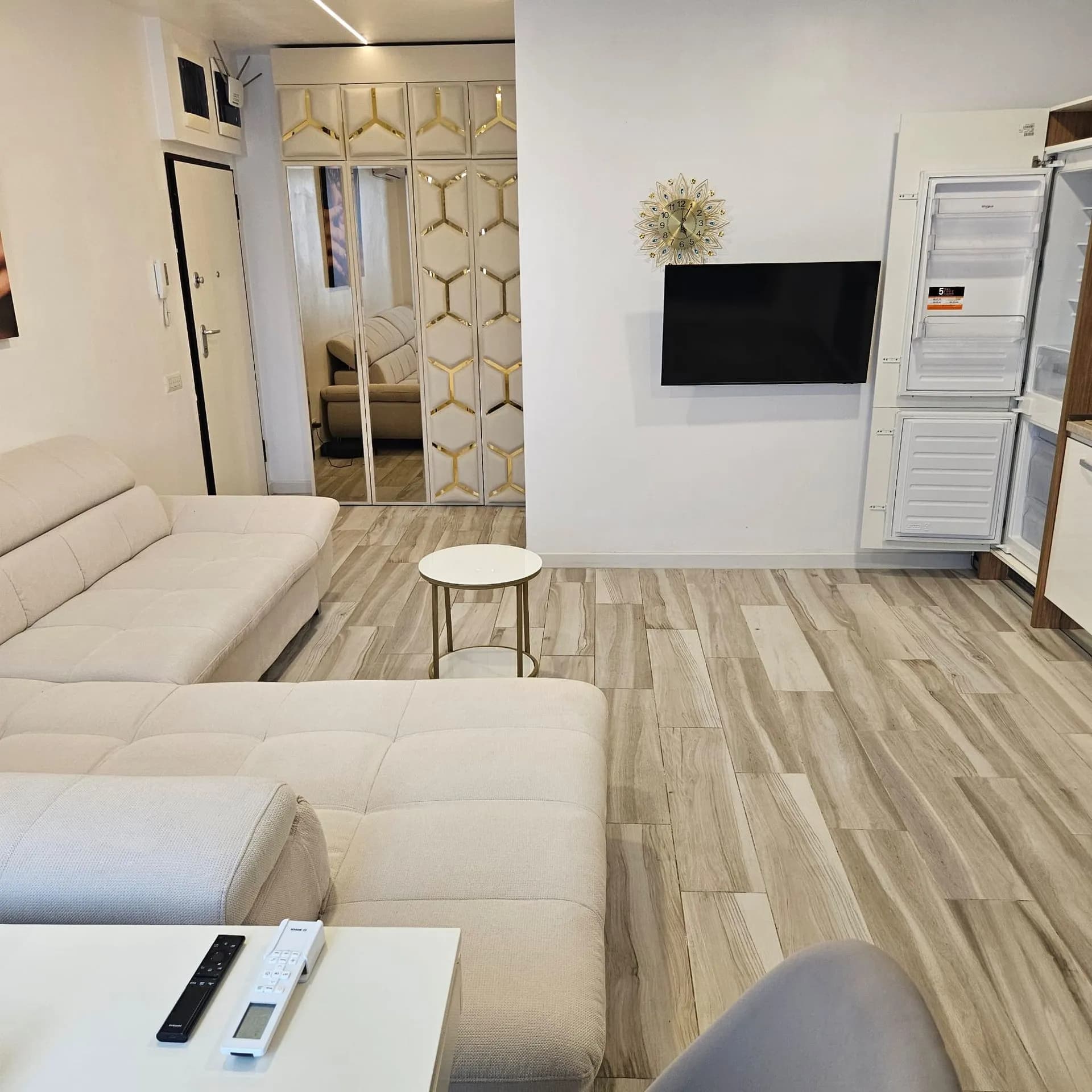 Квартира в Mamaia, 1 комн., 38 м² — фото 2