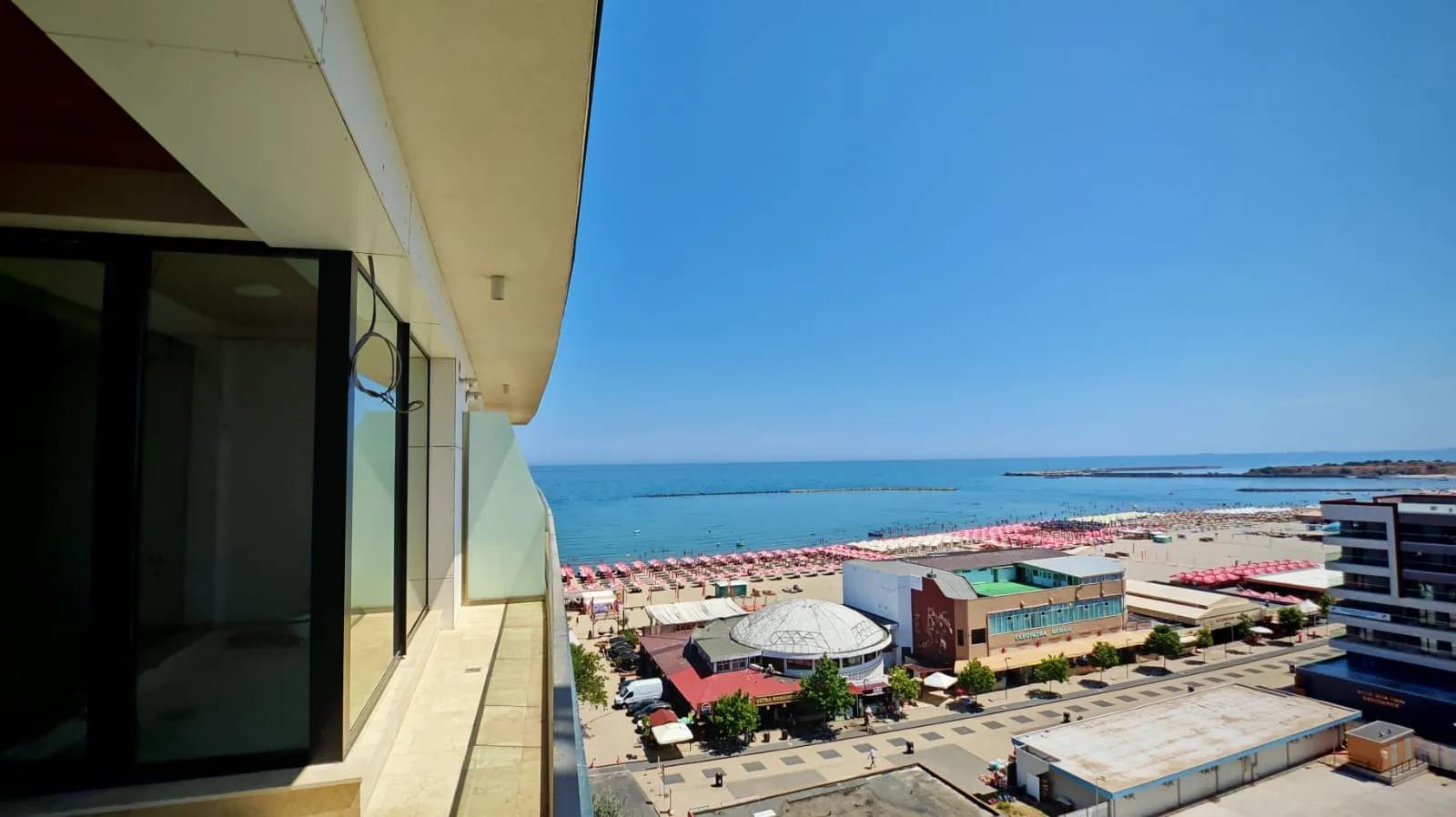Квартира в Constanta, 2 комн., 58 м² — фото 9