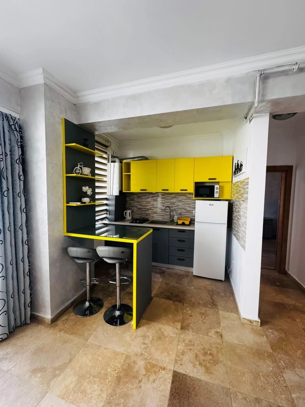 Квартира в Mamaia, 2 комн., 55 м² — фото 2