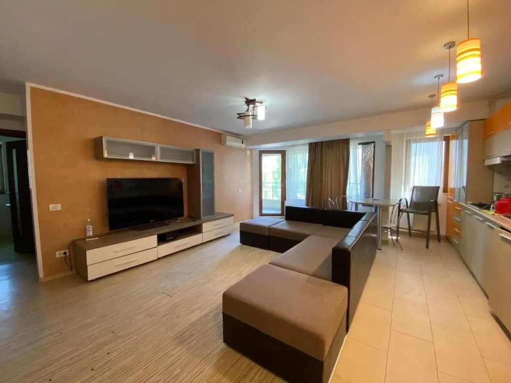 Квартира в Mamaia, 2 комн., 52 м²