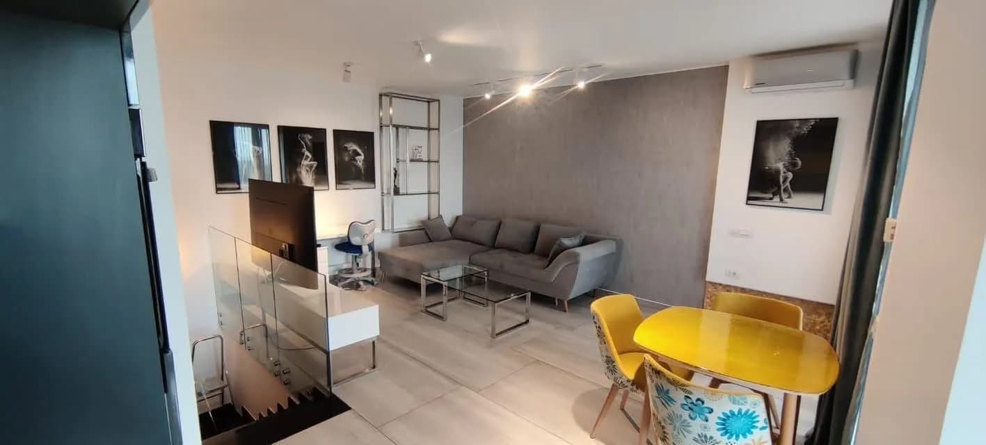 Квартира в Constanta, 2 комн., 70 м² — фото 1