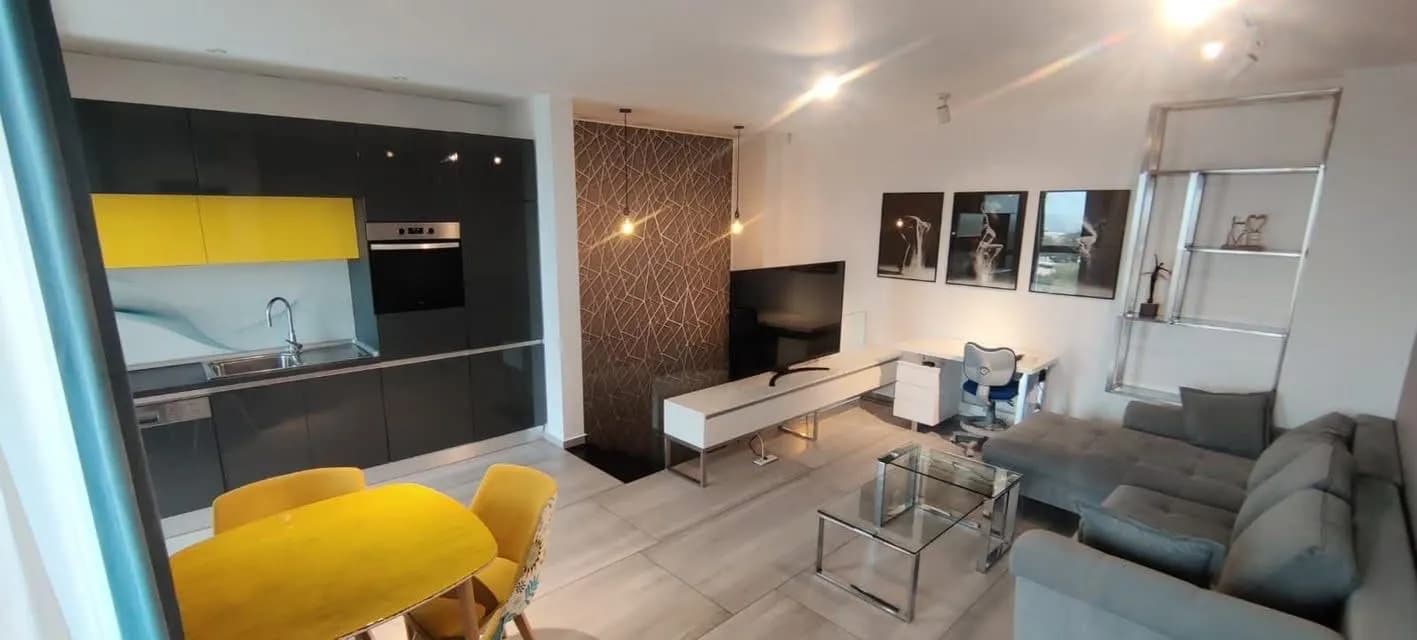 Квартира в Constanta, 2 комн., 70 м² — фото 2