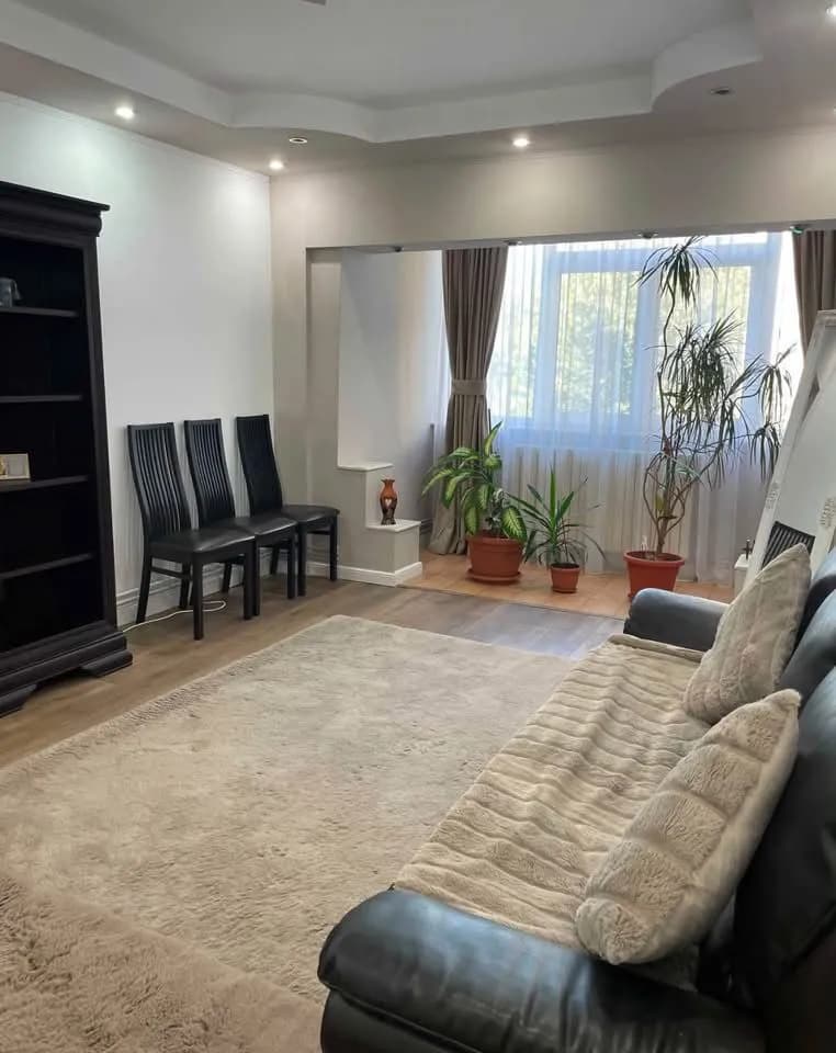 Квартира в Constanta, 4 комн., 90 м² — фото 1