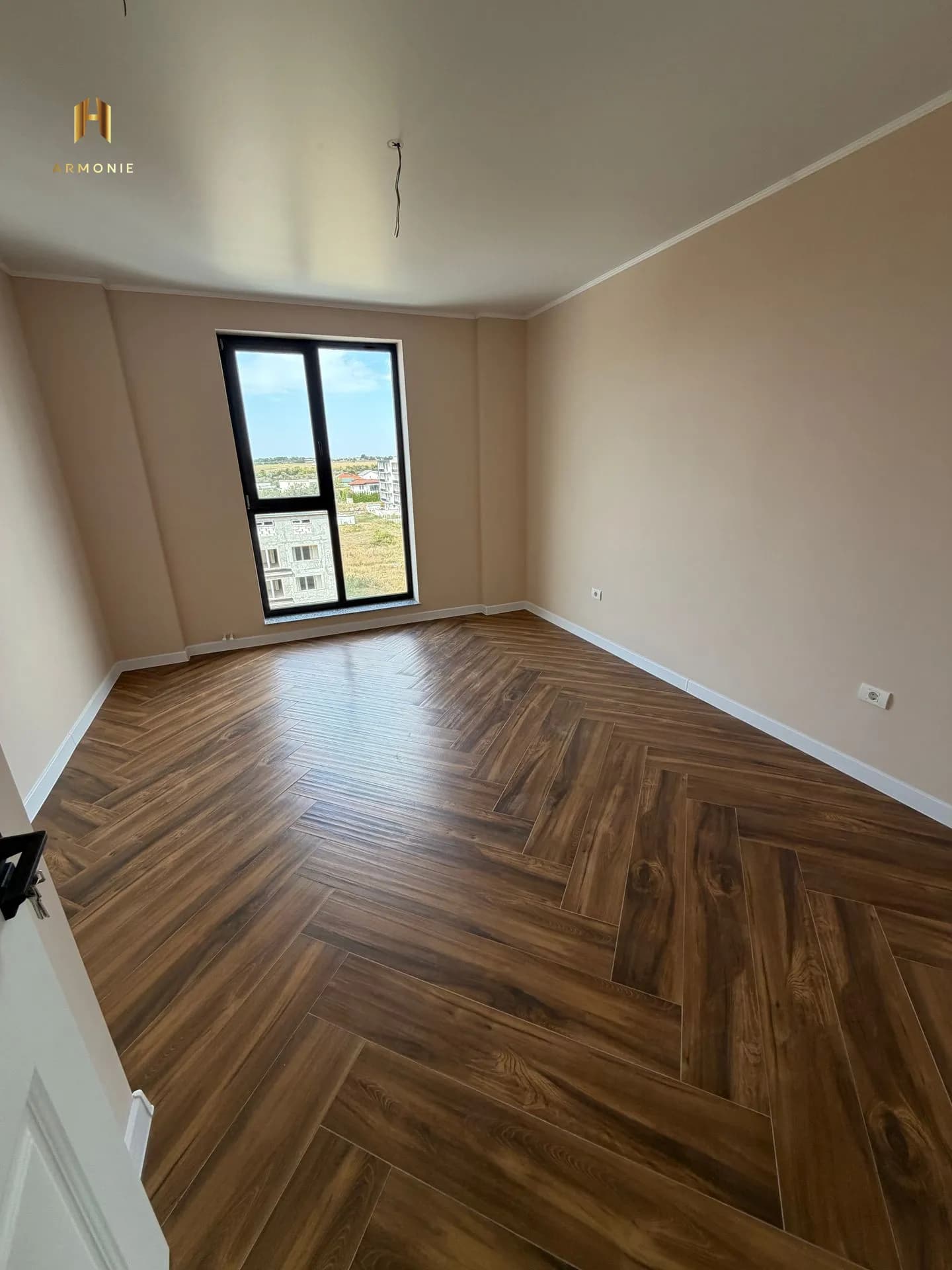 Квартира в Mamaia, 2 комн., 67 м² — фото 3