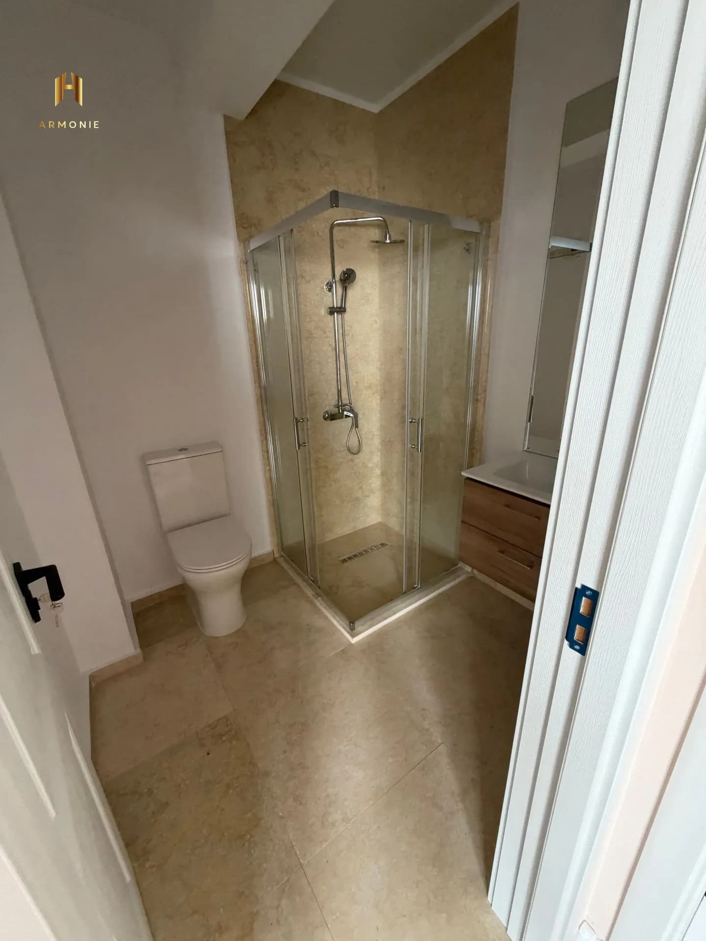 Квартира в Mamaia, 2 комн., 67 м² — фото 4