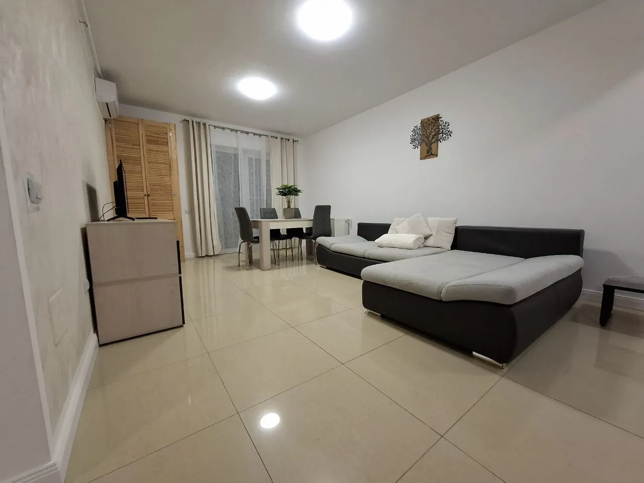 Квартира в Mamaia, 2 комн., 50 м²