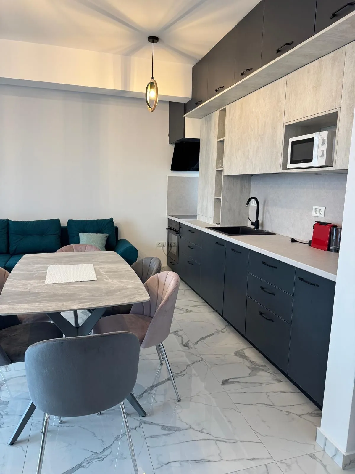 Квартира в Mamaia, 3 комн., 80 м² — фото 1