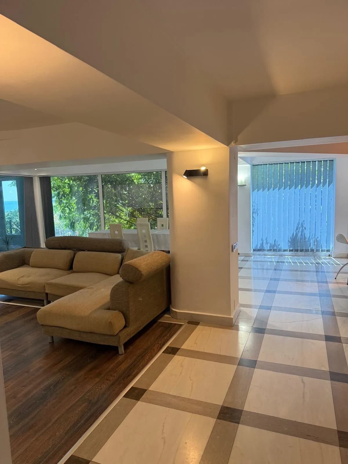 Квартира в Constanta, 3 комн., 170 м² — фото 2